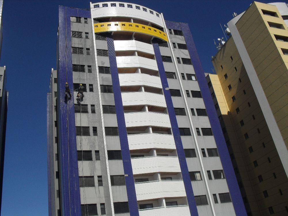 COND HIGH PLACE LAVAGEM RESTAURAÇÃO DAS PASTILHAS